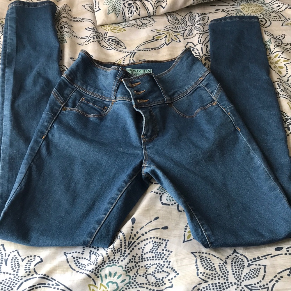 high waisted jean